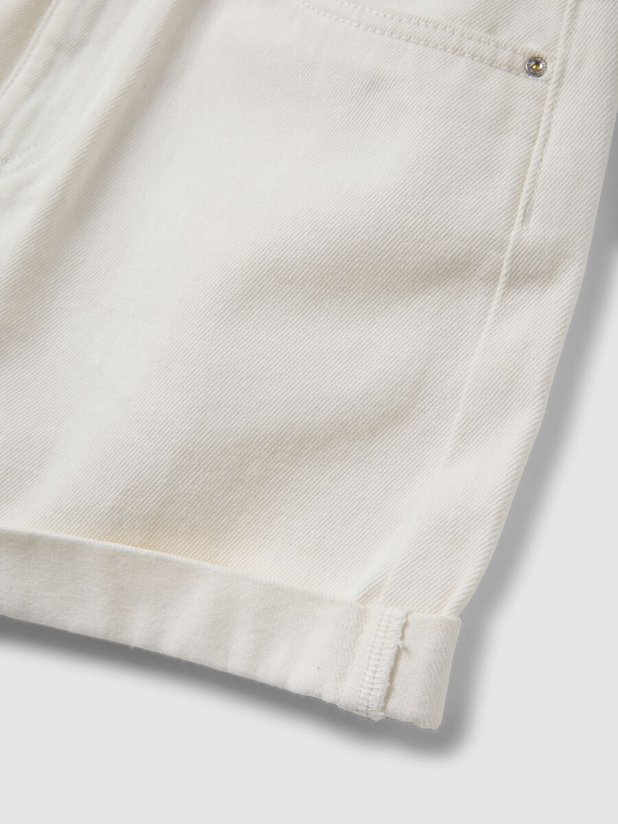 White pure cotton denim shorts_5