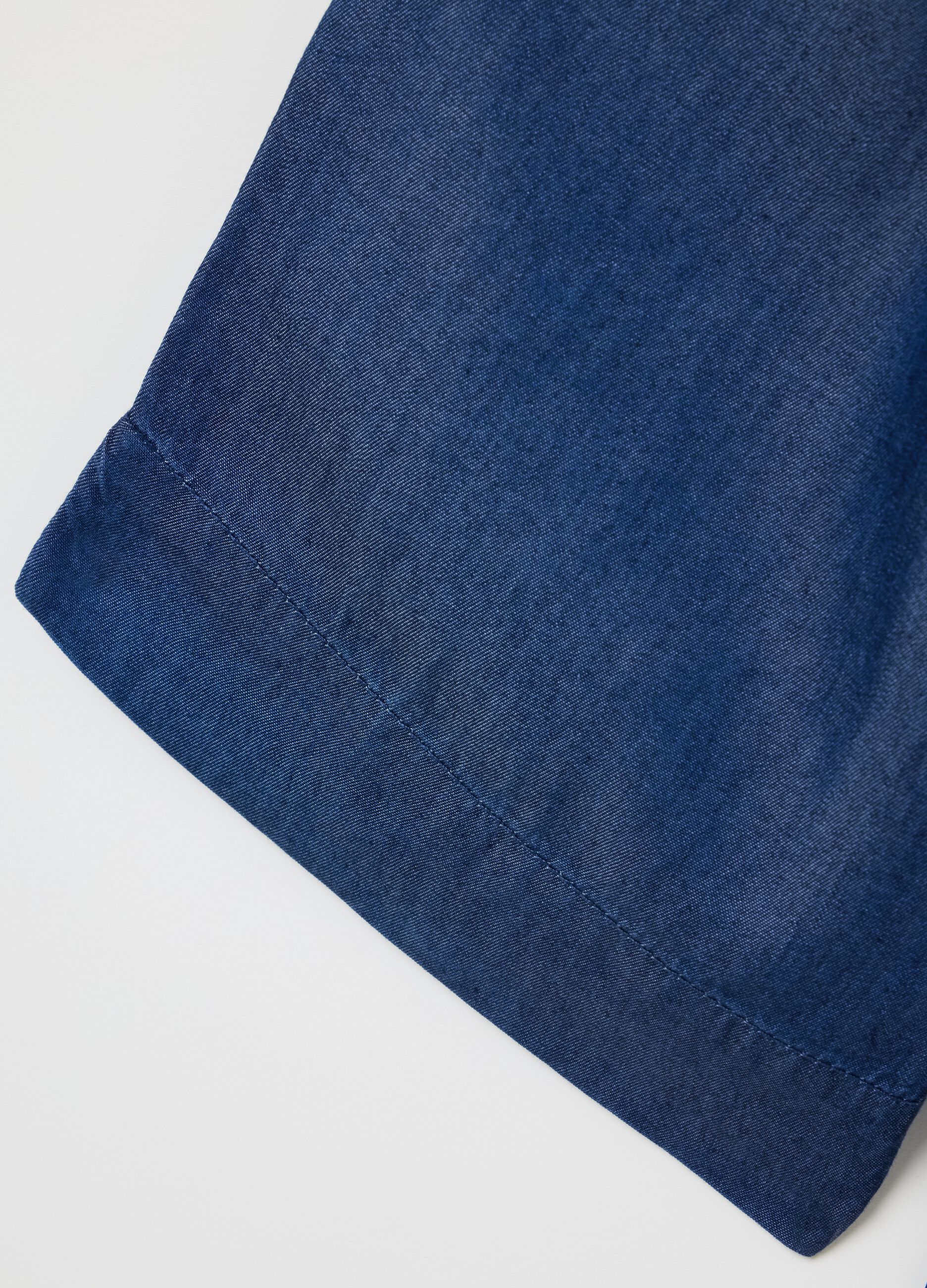 Blue wide-leg trousers in Lyocell