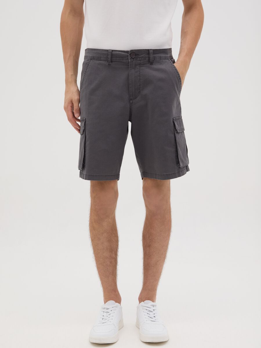 Men's grey stretch cotton cargo trousers_1