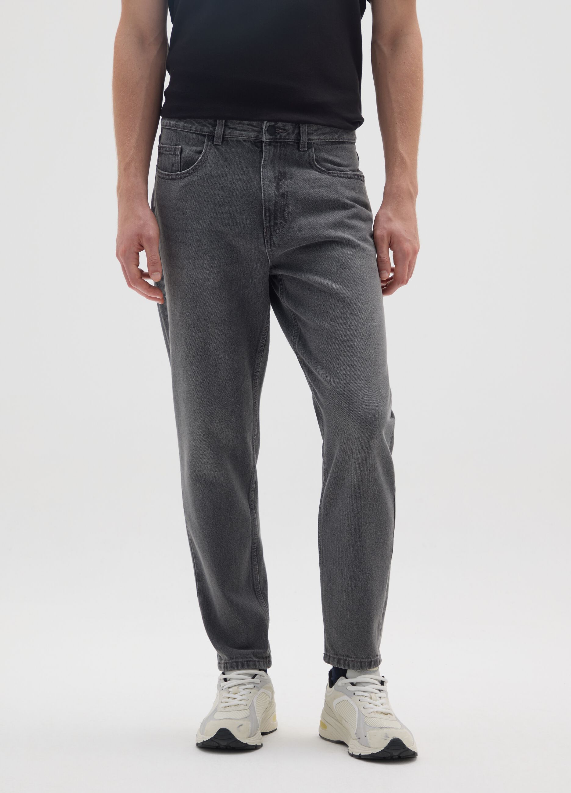 Jeans in puro cotone grigio regular tapered