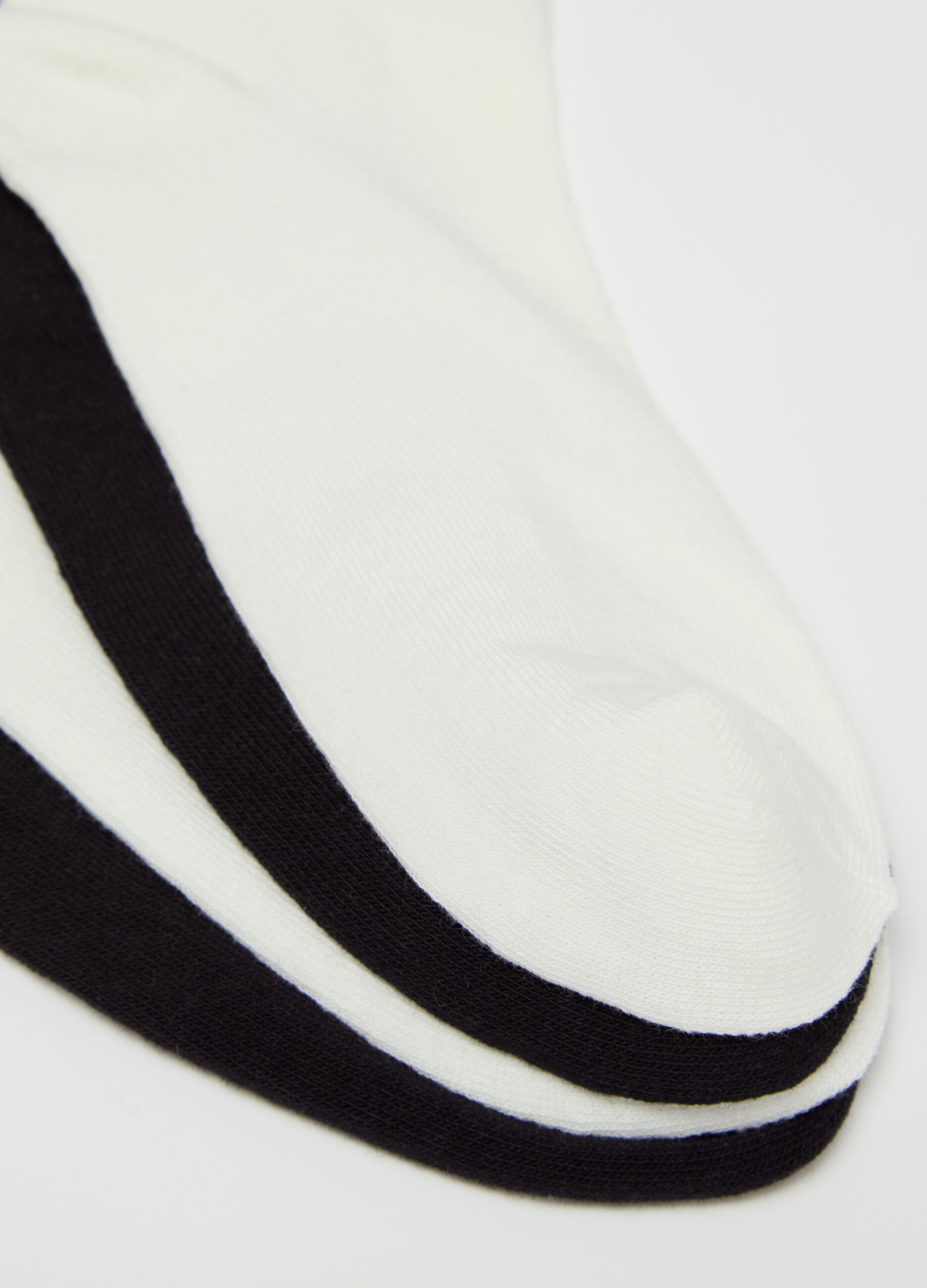 Two-pair pack sneaker liners with heart detail