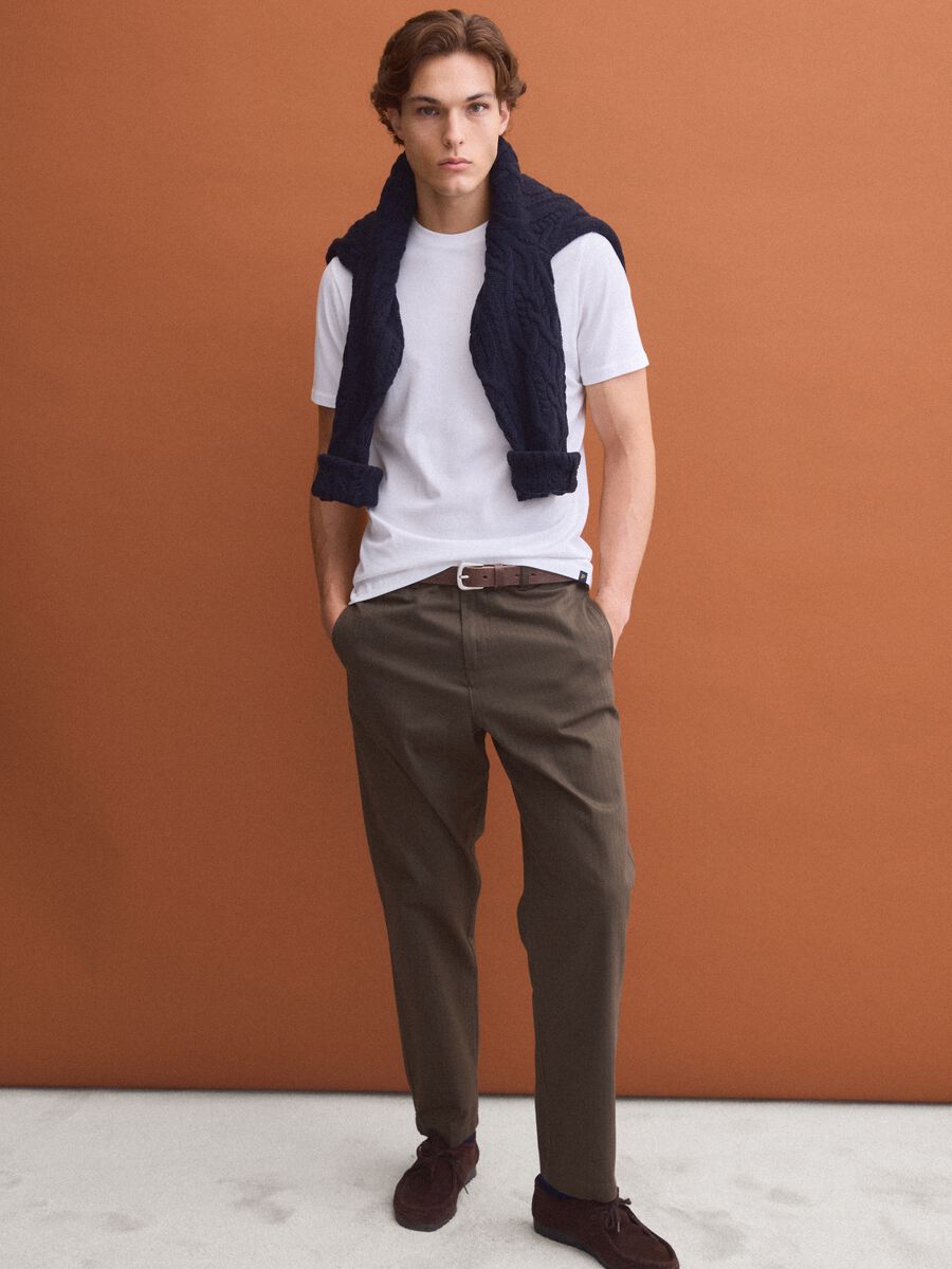 White pure-cotton crew-neck T-shirt in a regular fit_2