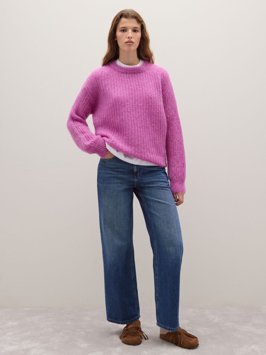 Purple crew neck sweater with oversized fit_2