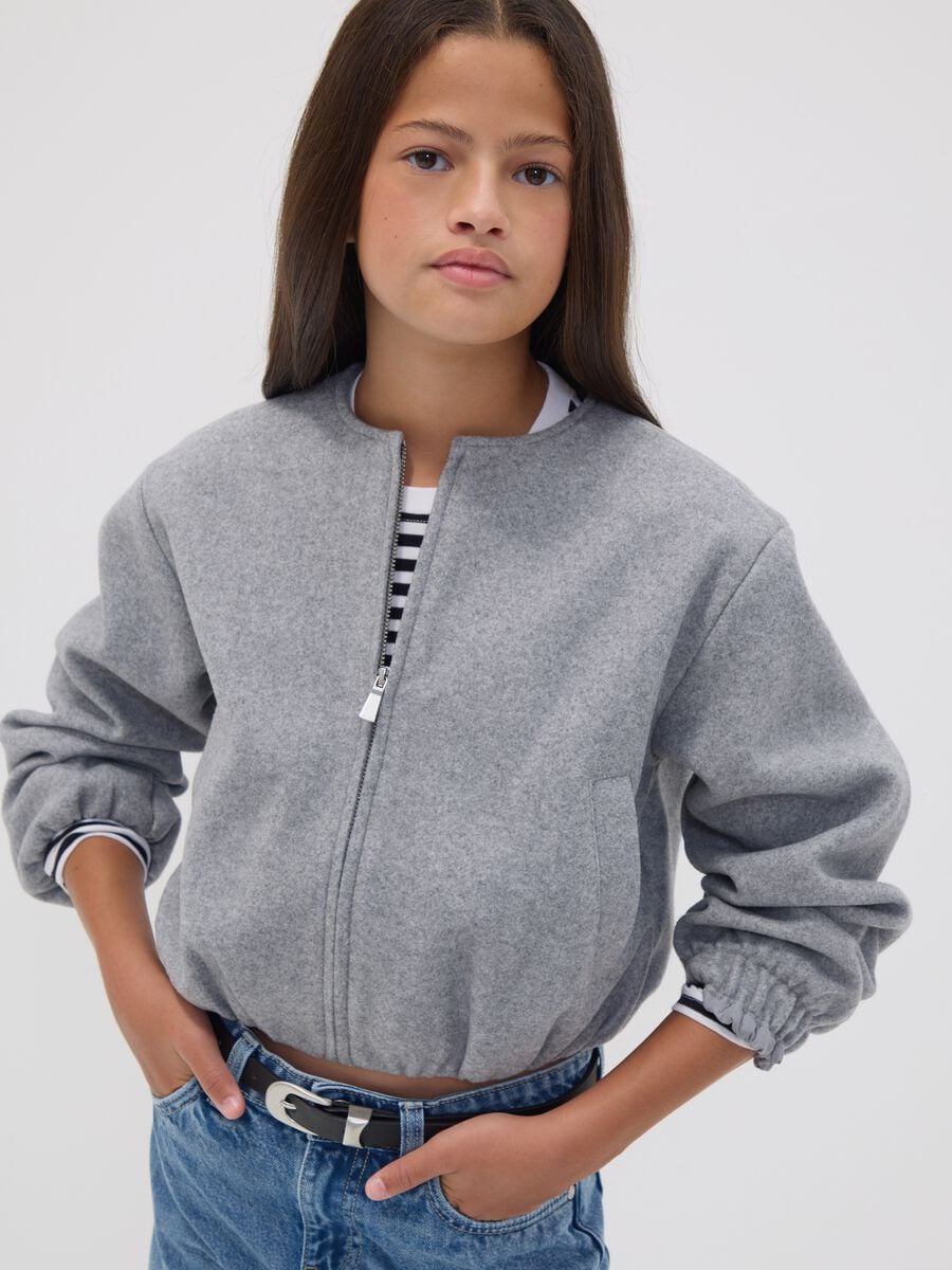 Giacca grigia regular fit con zip per ragazza_0