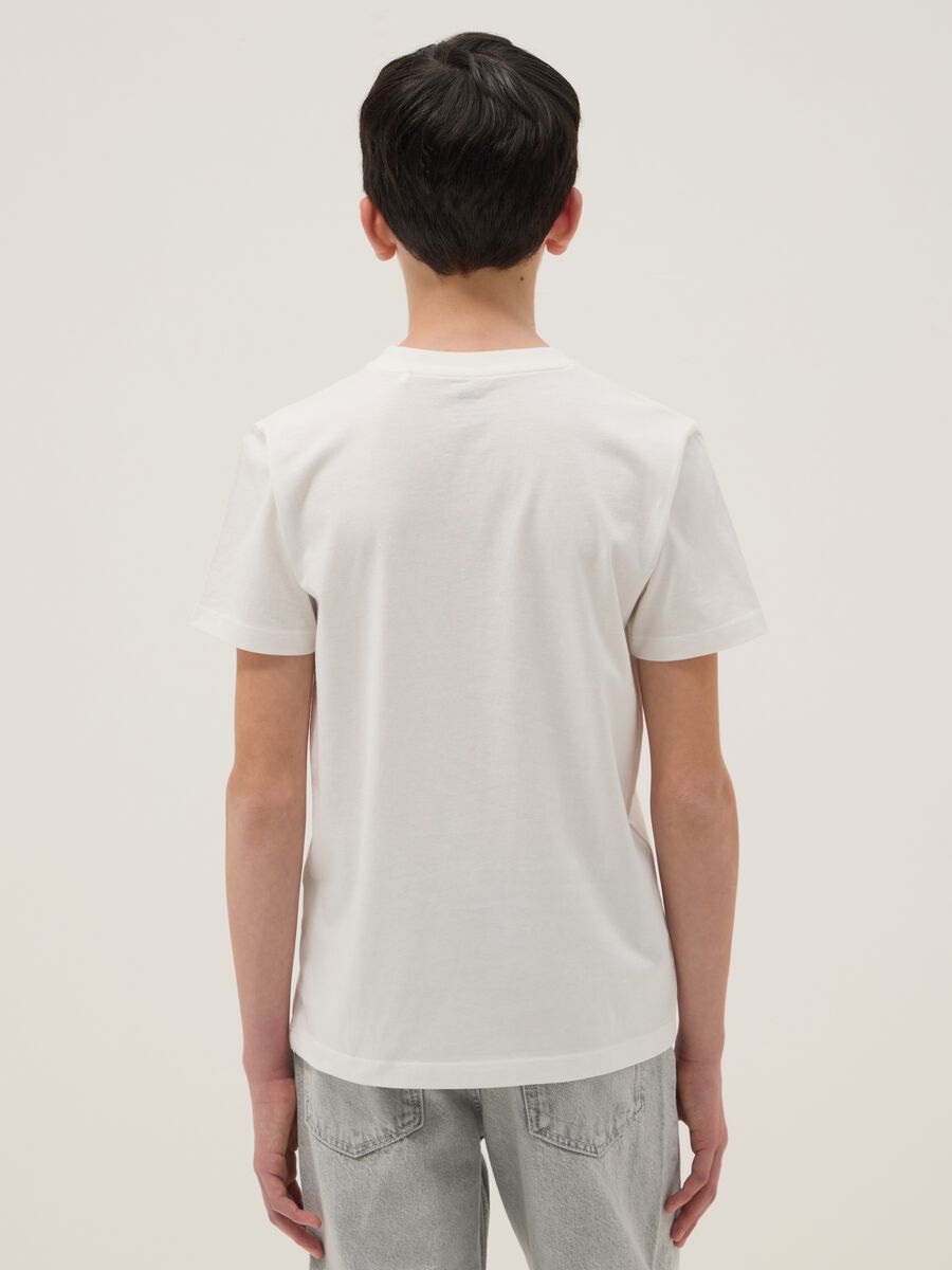 Boys' regular fit white pure cotton T-shirt with print_1
