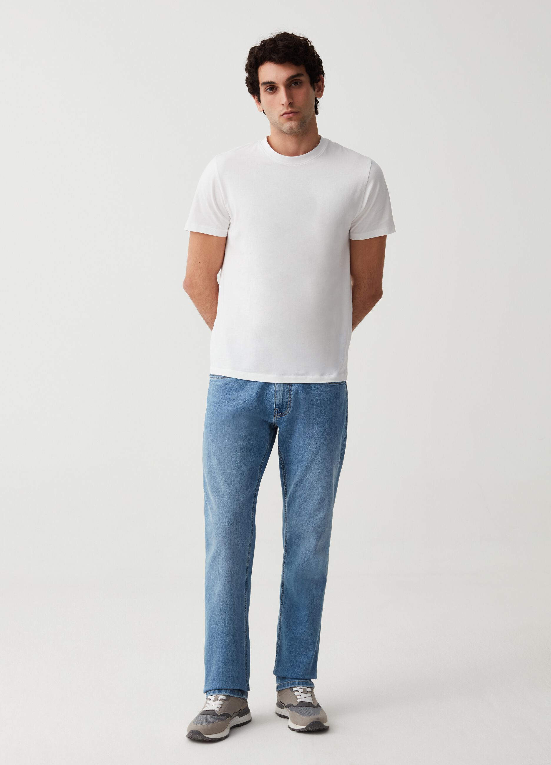 Comfort-fit stretch jeans