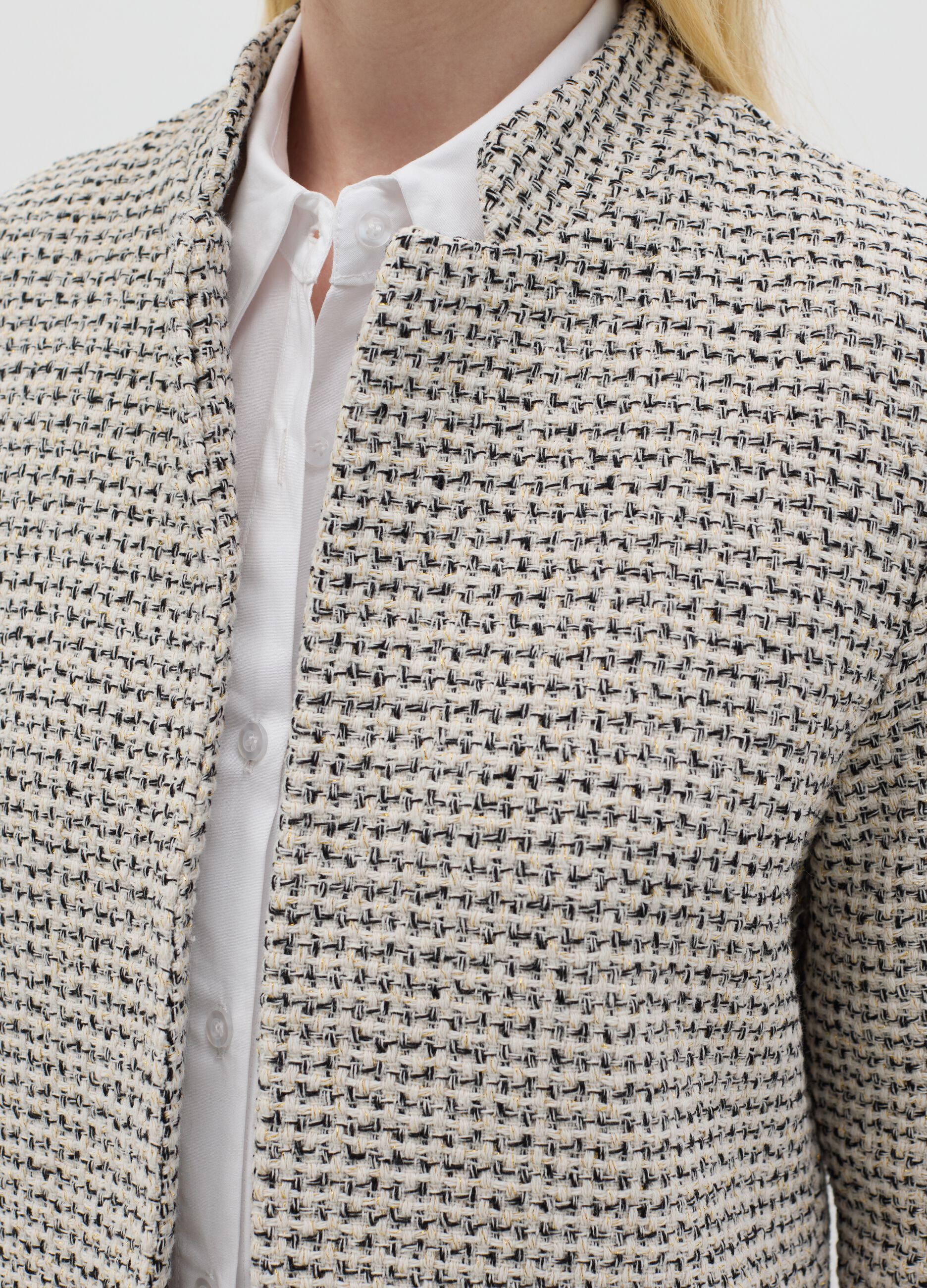 Open beige and black jacket in tweed