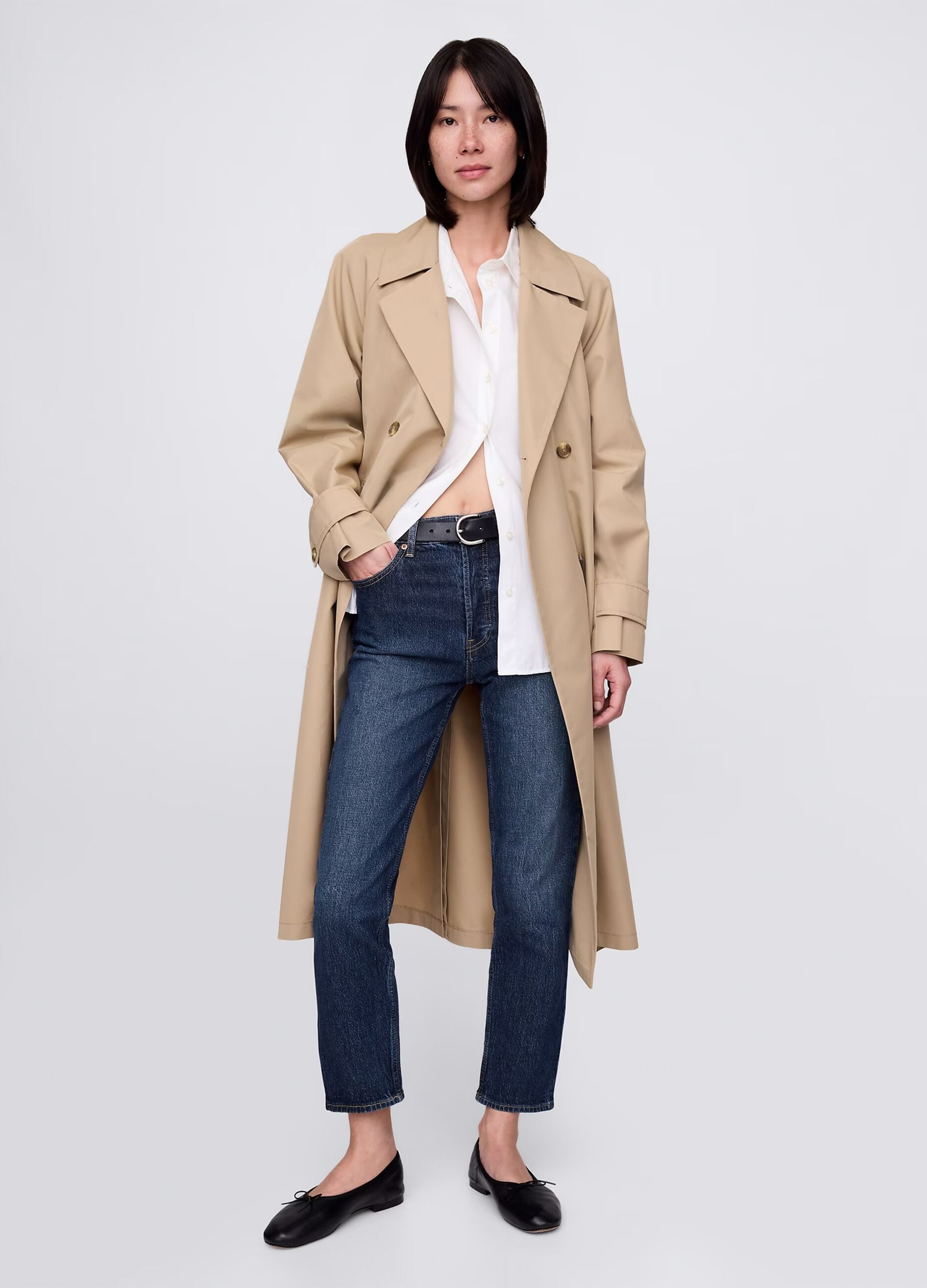 Straight-fit, high-rise jeans