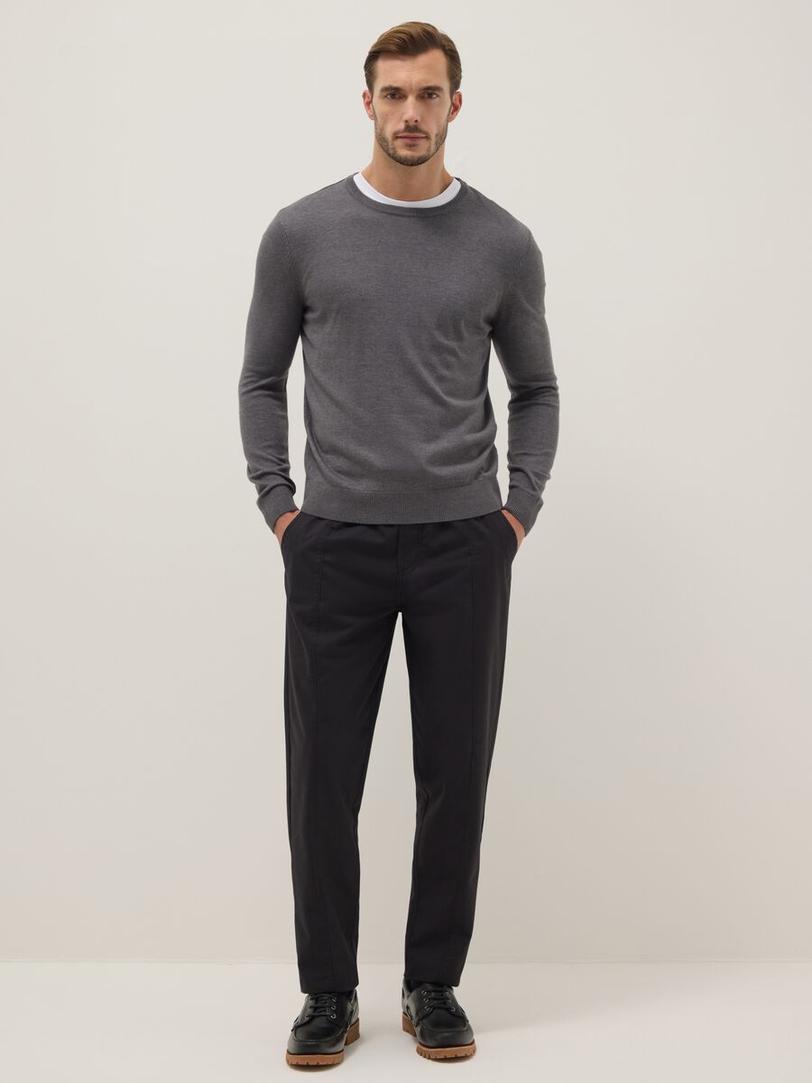 Pantaloni chino in puro cotone nero slim fit_0