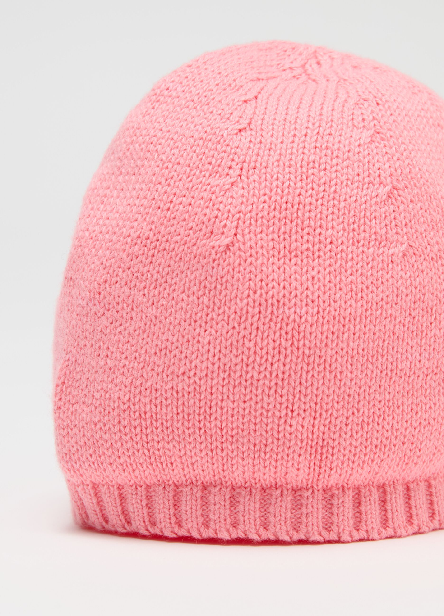Cotton hat with crochet flower