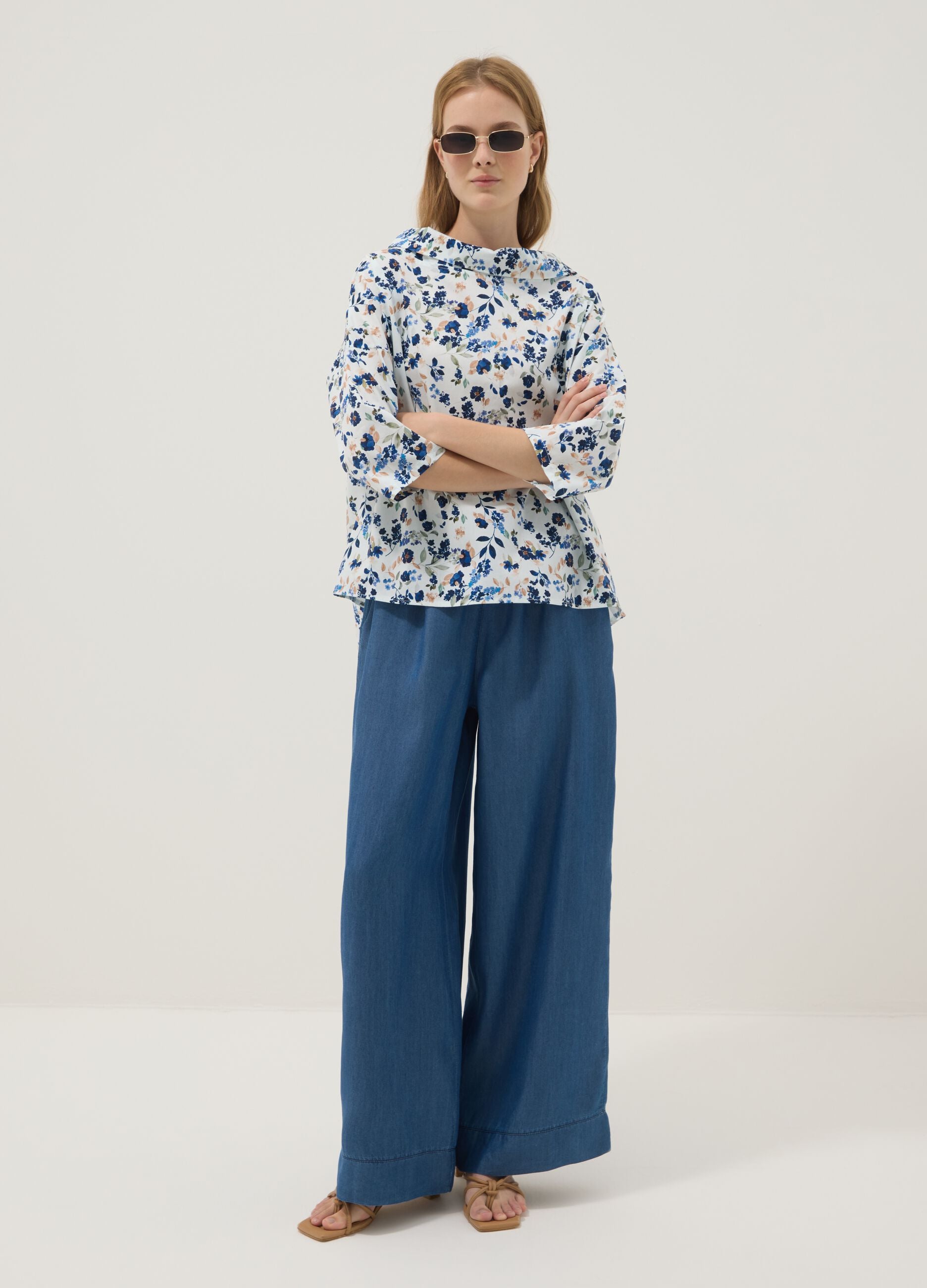 Blue palazzo trousers in pure lyocell