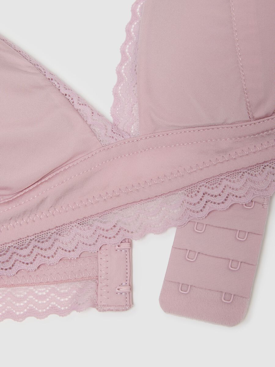 Pink triangle bra with lace and thin straps_5