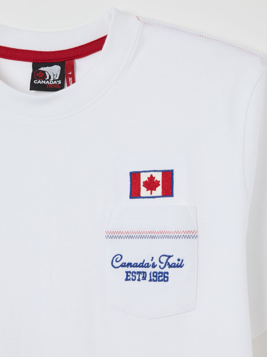 Canada's Trail white T-shirt with pocket and embroidery_5