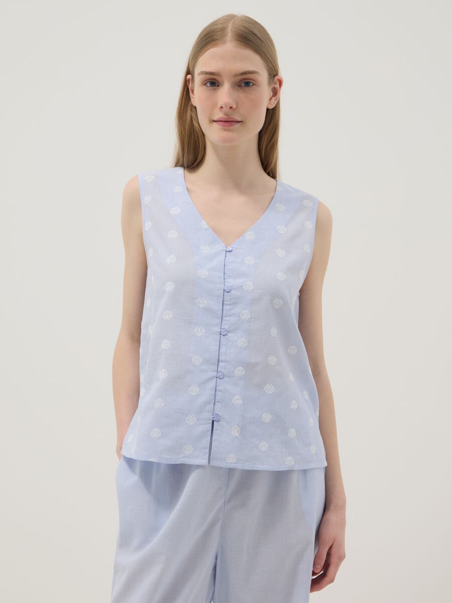 Light blue sleeveless pure cotton pyjama top with buttons_1
