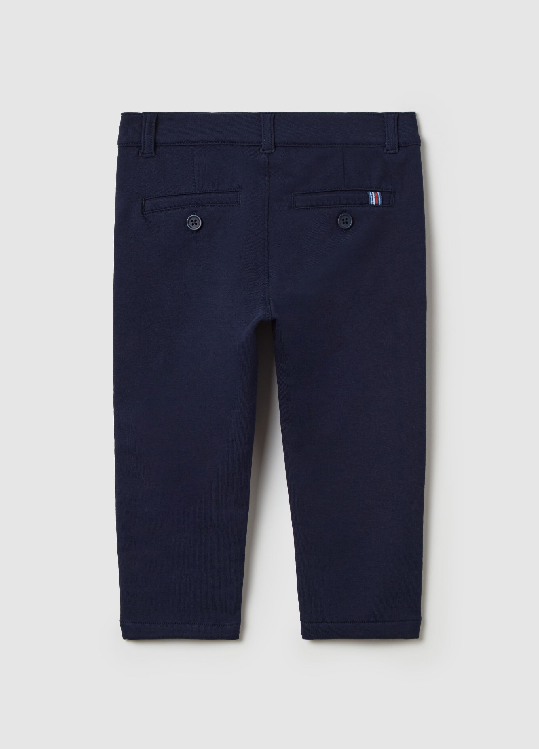 Pantaloni chino slim fit con tasche 
