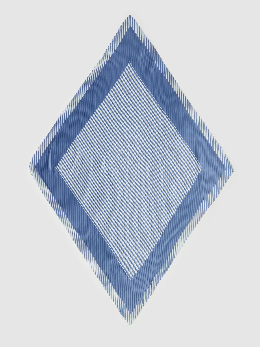 Pleated foulard with all-over print_1