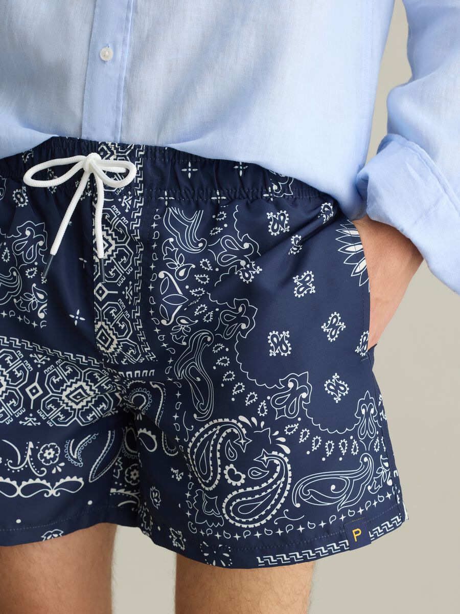Blue swim boxers with paisley print_3