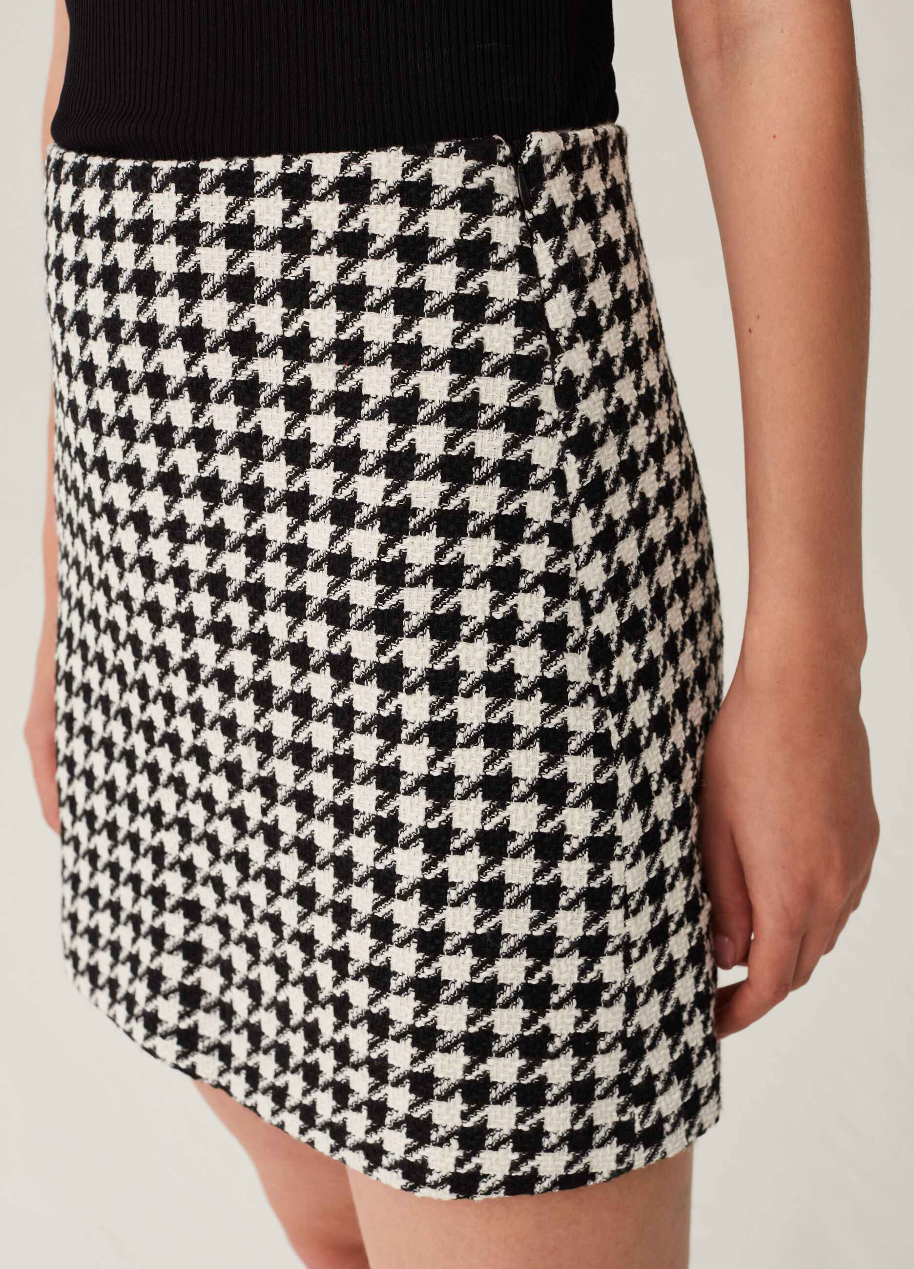 Minigonna in tweed fantasia pied de poule