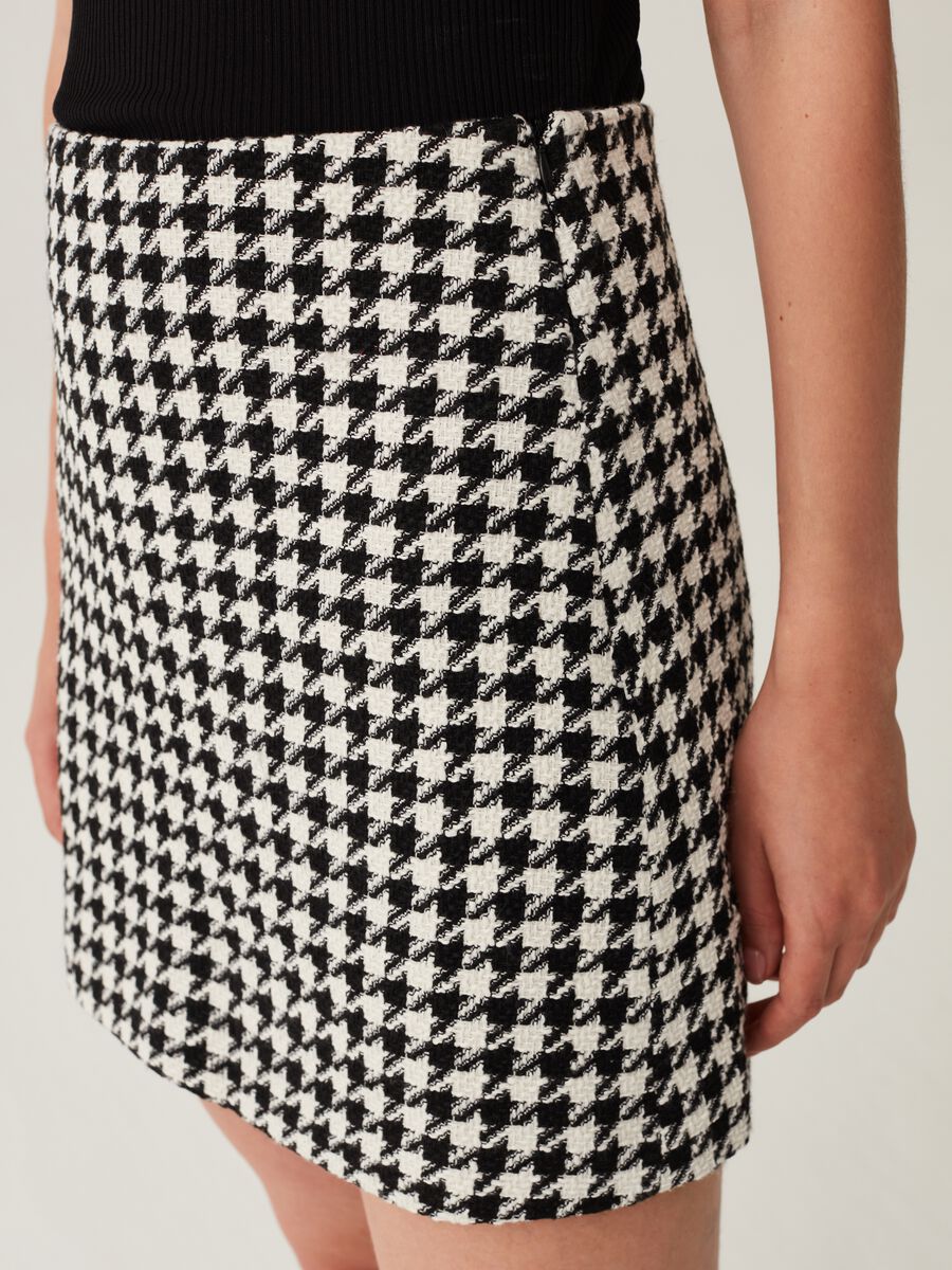 Minigonna in tweed fantasia pied de poule_3