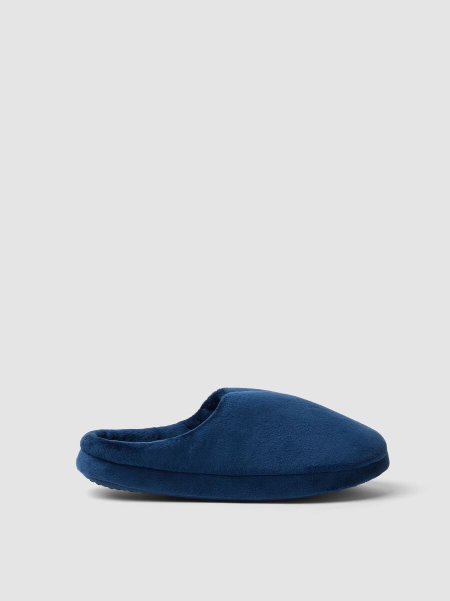 Pantofole blu chiuse effetto morbido_0