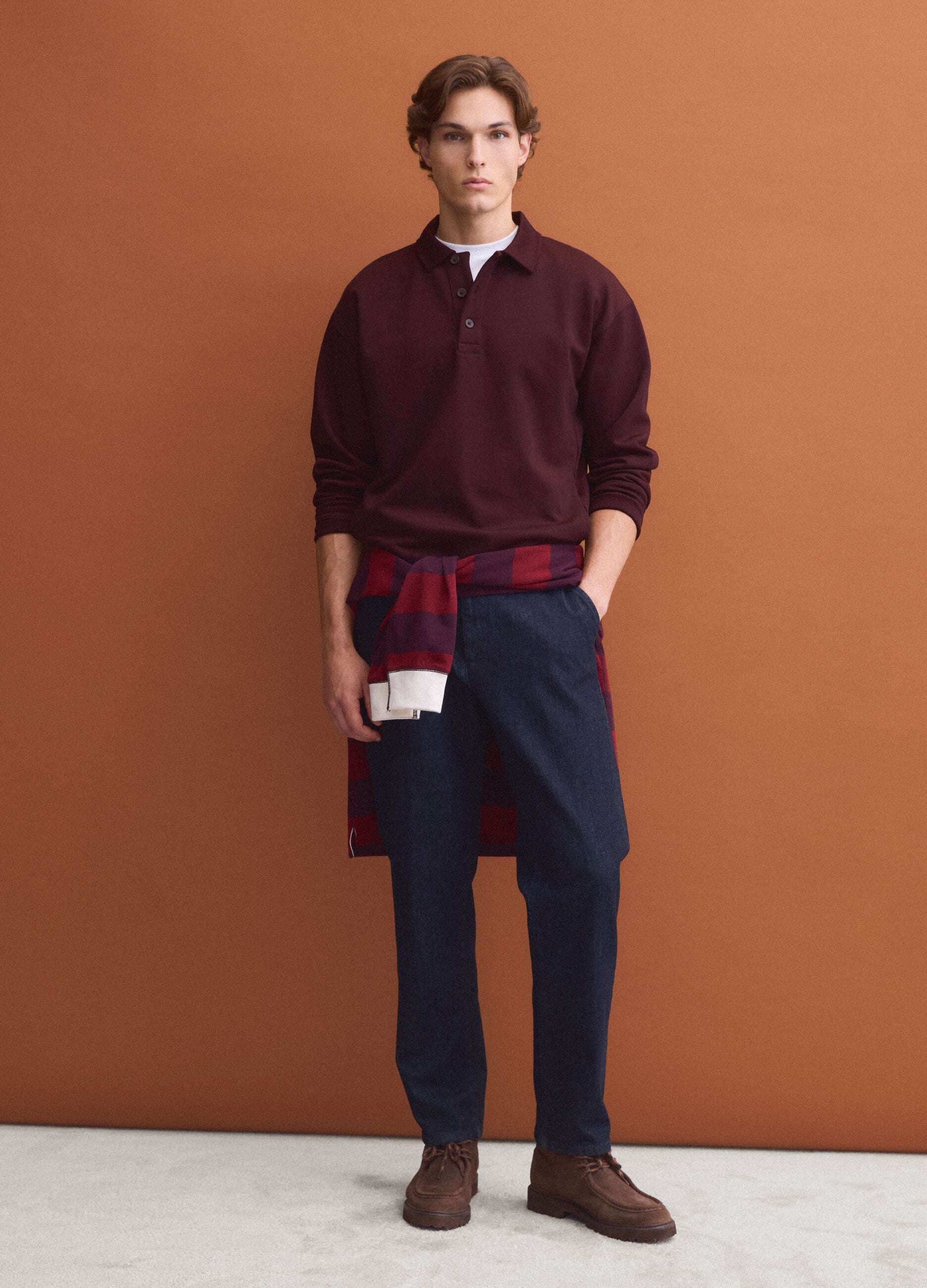 Brown stretch polo-collar sweatshirt, relaxed fit