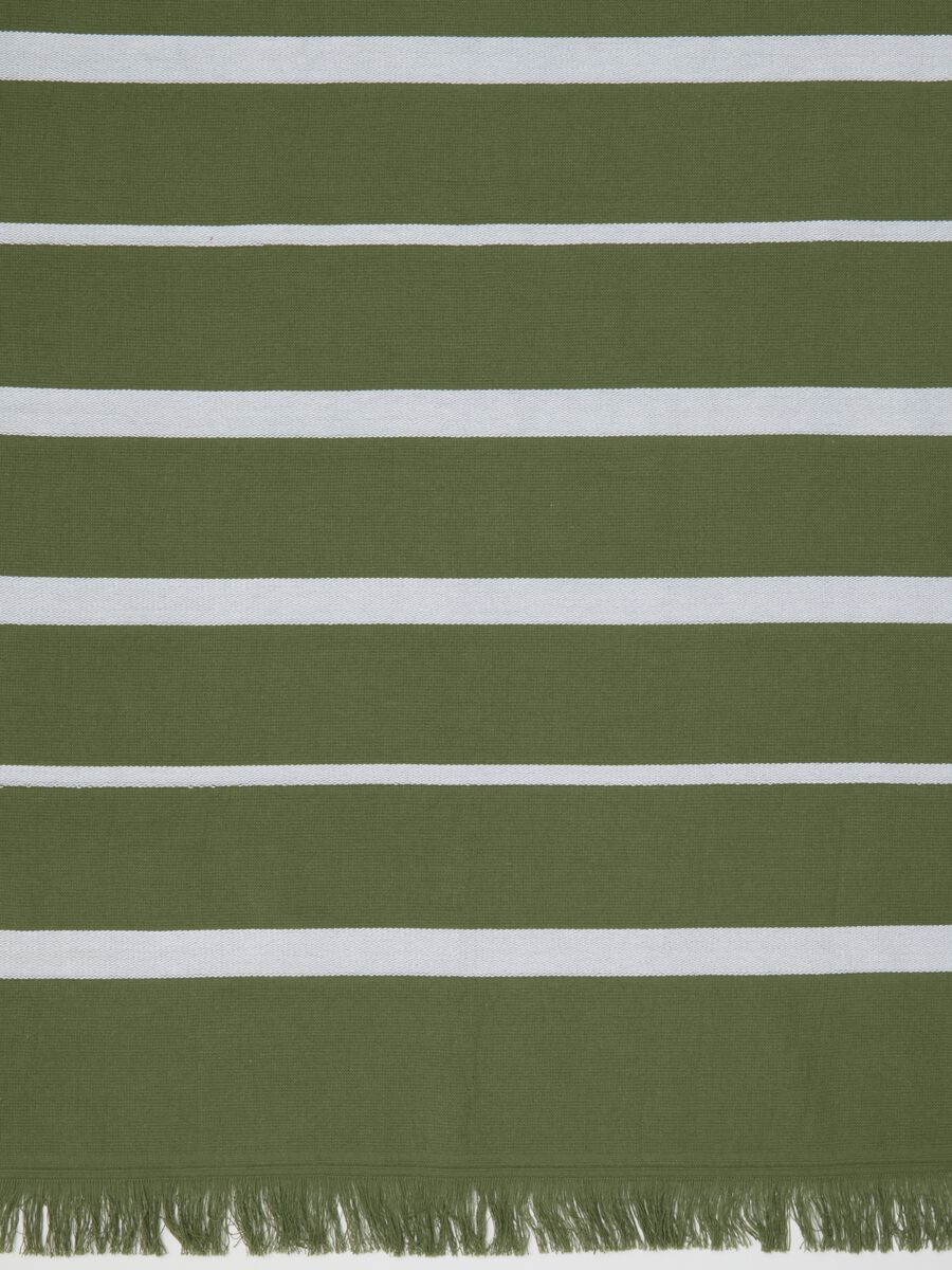 Women's multicolour cotton beach towel with fringes_1