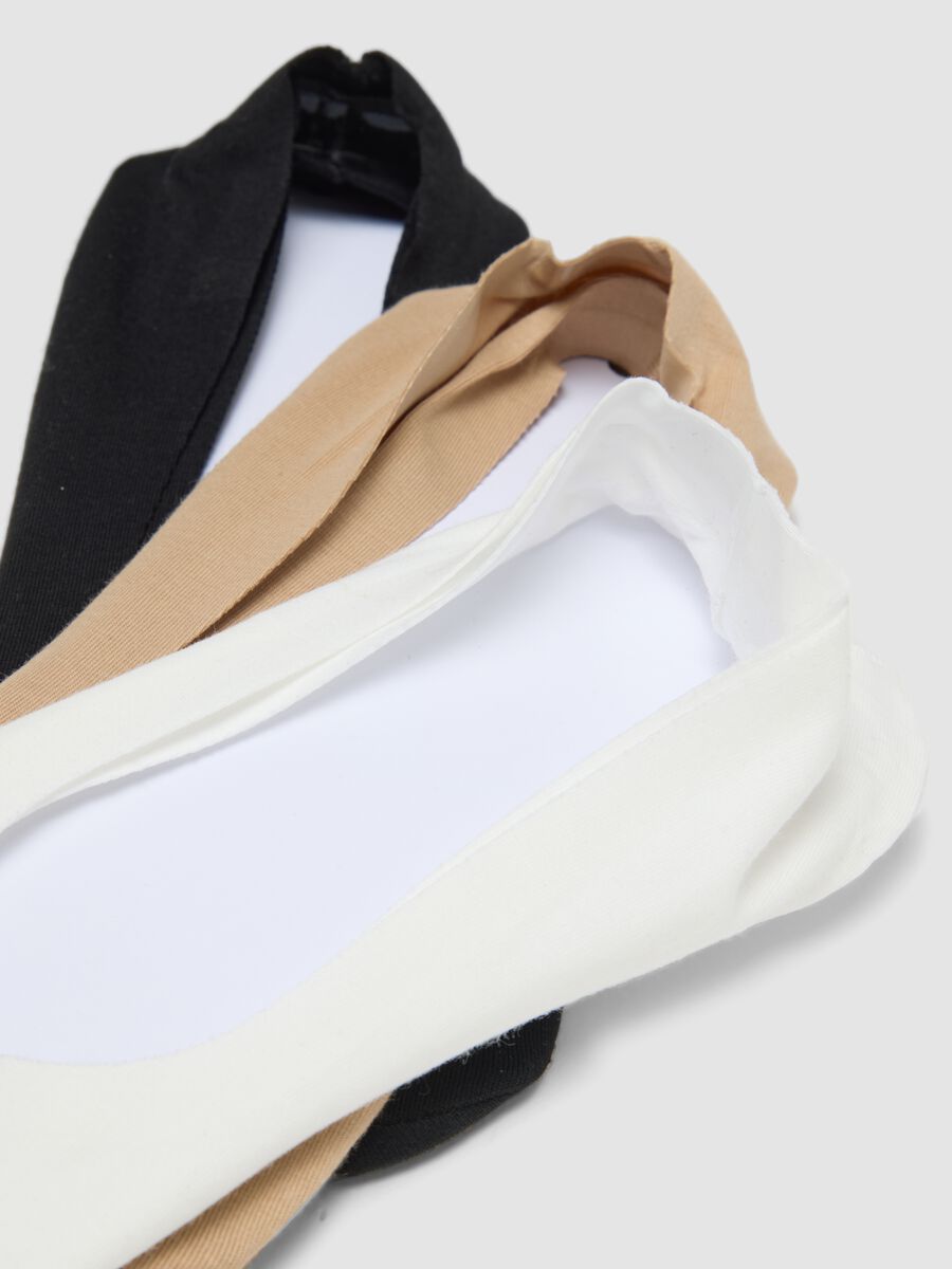 Three-pack of invisible multicolour stretch cotton-blend socks_2