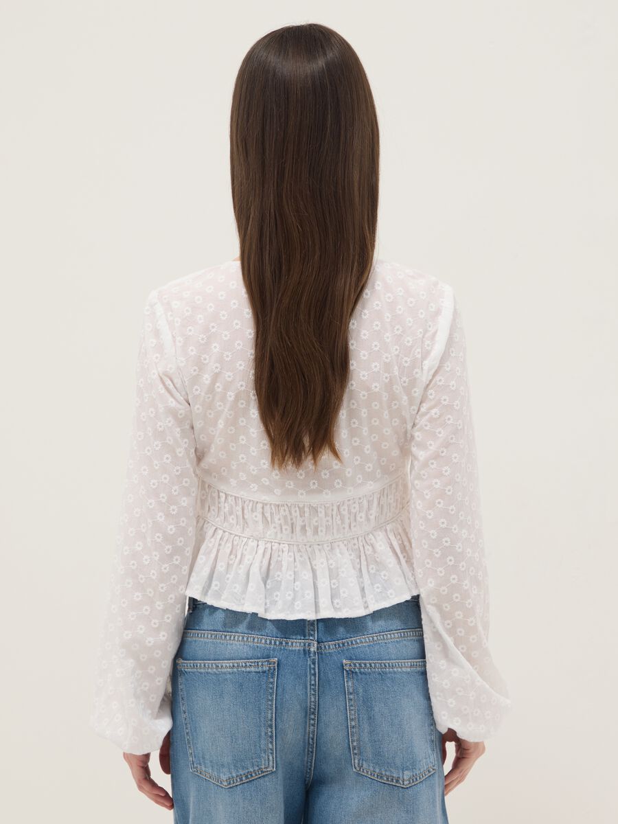 Blusa in puro cotone bianca regular fit con laccetti_3