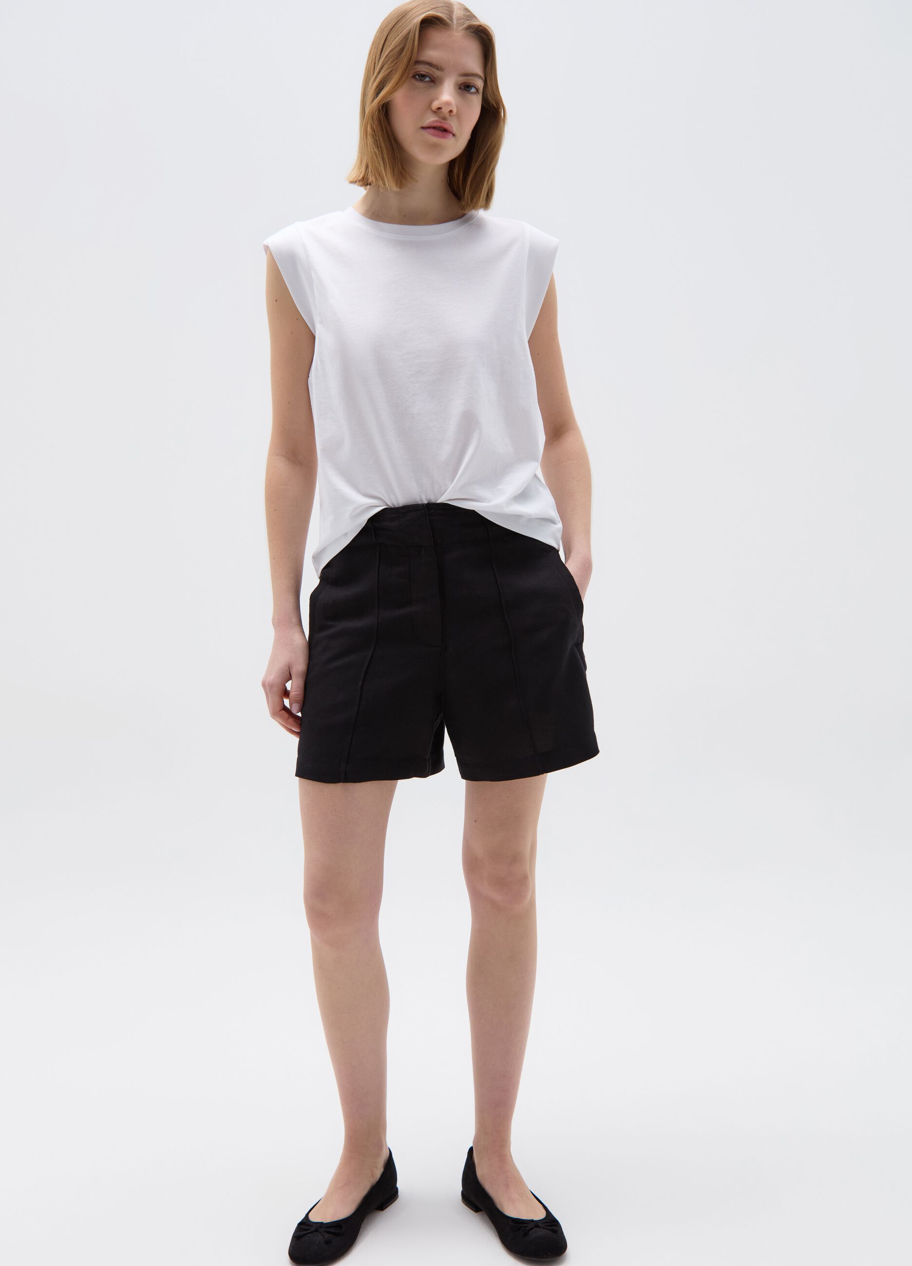 Ovs Shorts in lino e viscosa con pinces