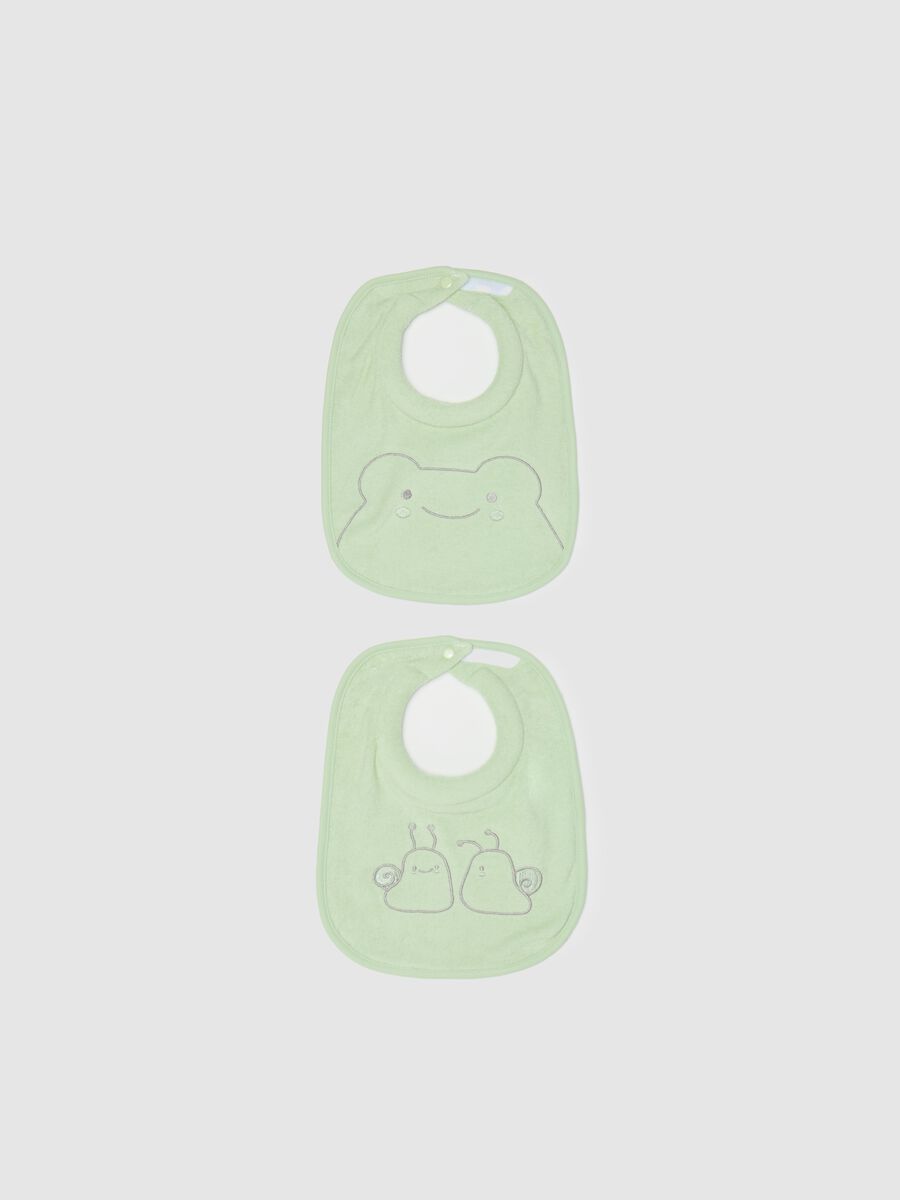 Two-pack bibs with snails embroidery_0