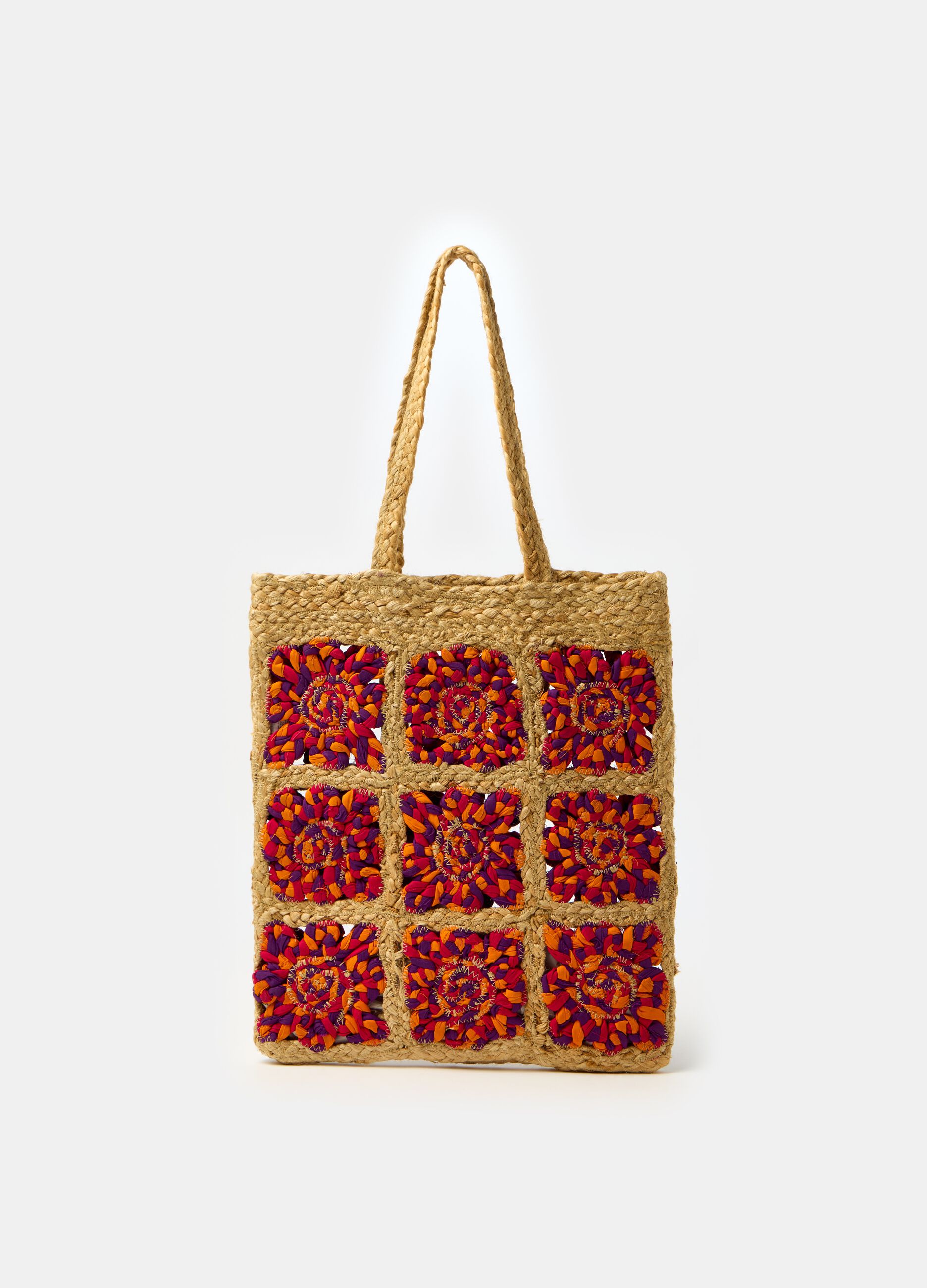 Straw bag with fabric inserts