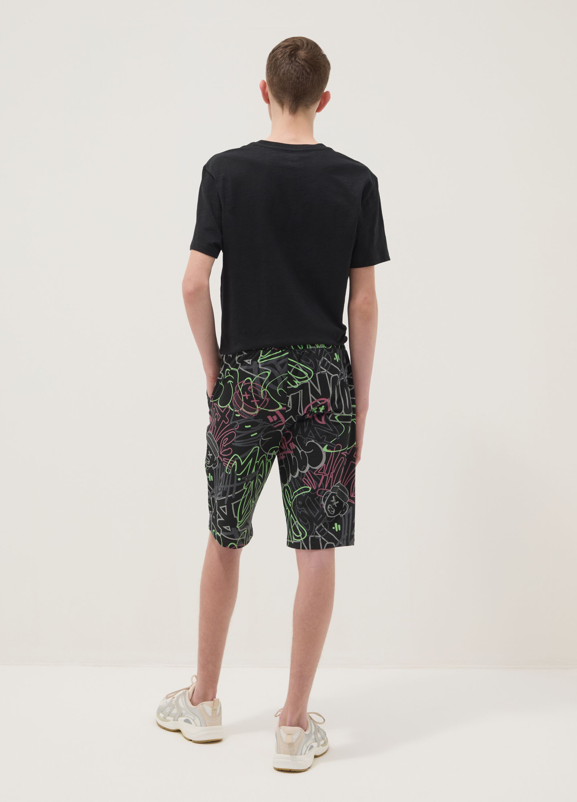 Multicolour pure cotton shorts for boys, regular fit