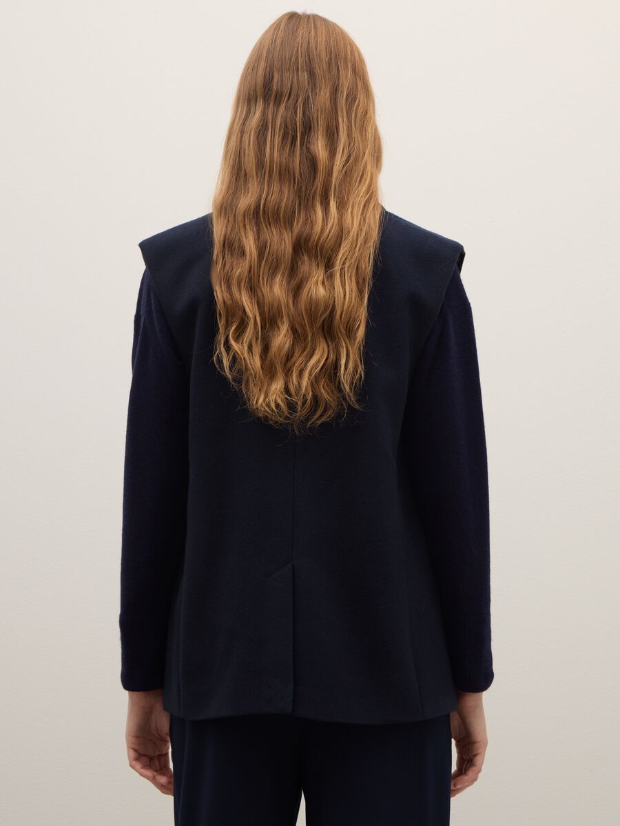 Regular fit blue waistcoat with button_4