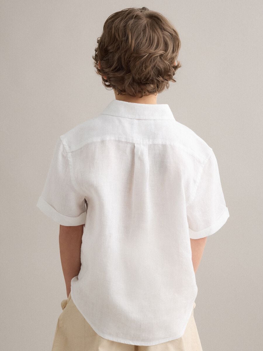 Camicia bianca in puro lino per bambino over fit_1