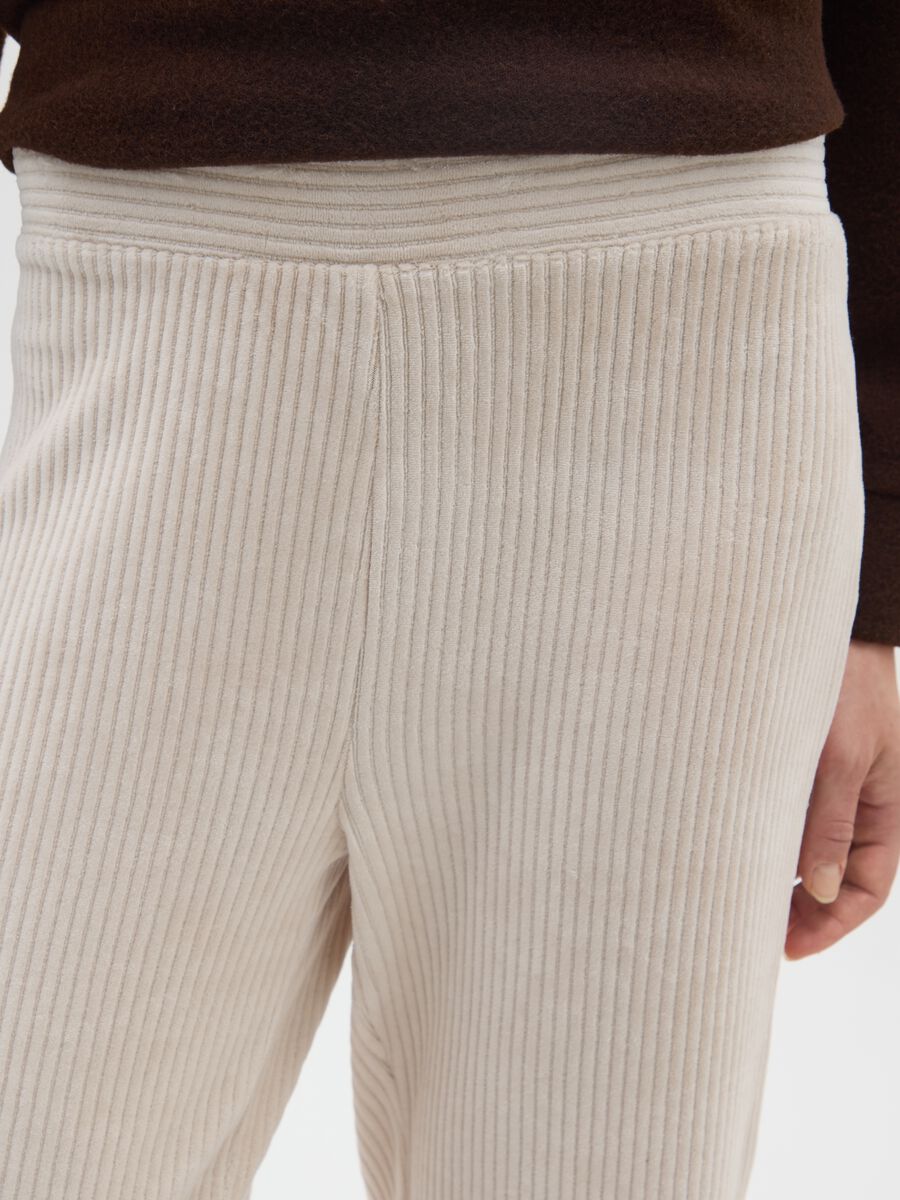 Beige wide leg stretch cotton trousers_3
