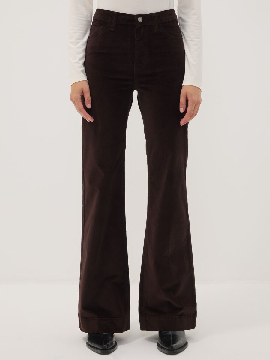 Jeans marroni bootcut in cotone elasticizzato_1