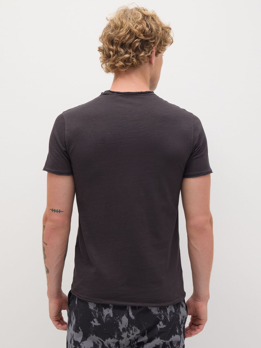 Men's black pure cotton T-shirt regular fit_3