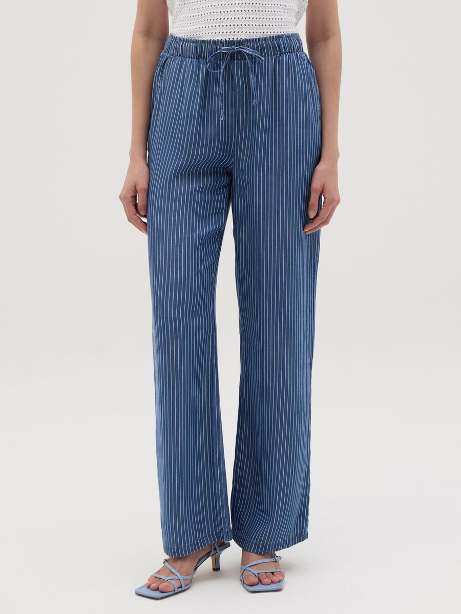 Denim-effect wide-leg fluid joggers_1