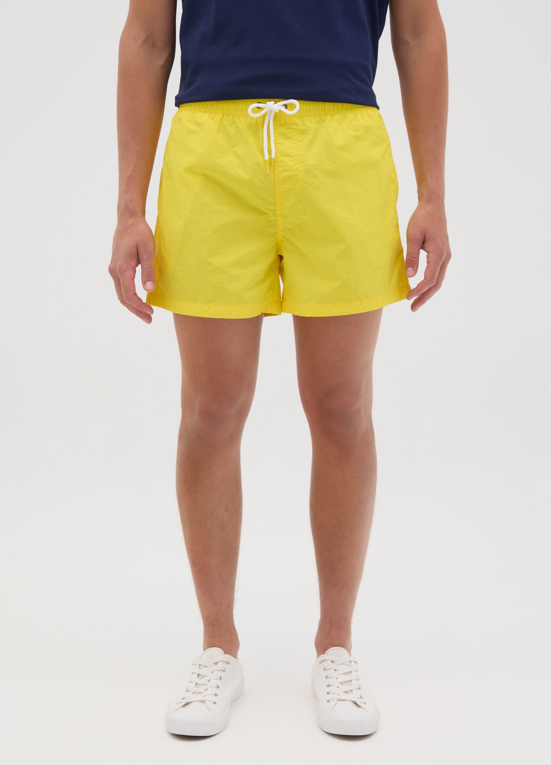 Men’s regular-fit swim boxers in yellow blend fabric with elastic waist