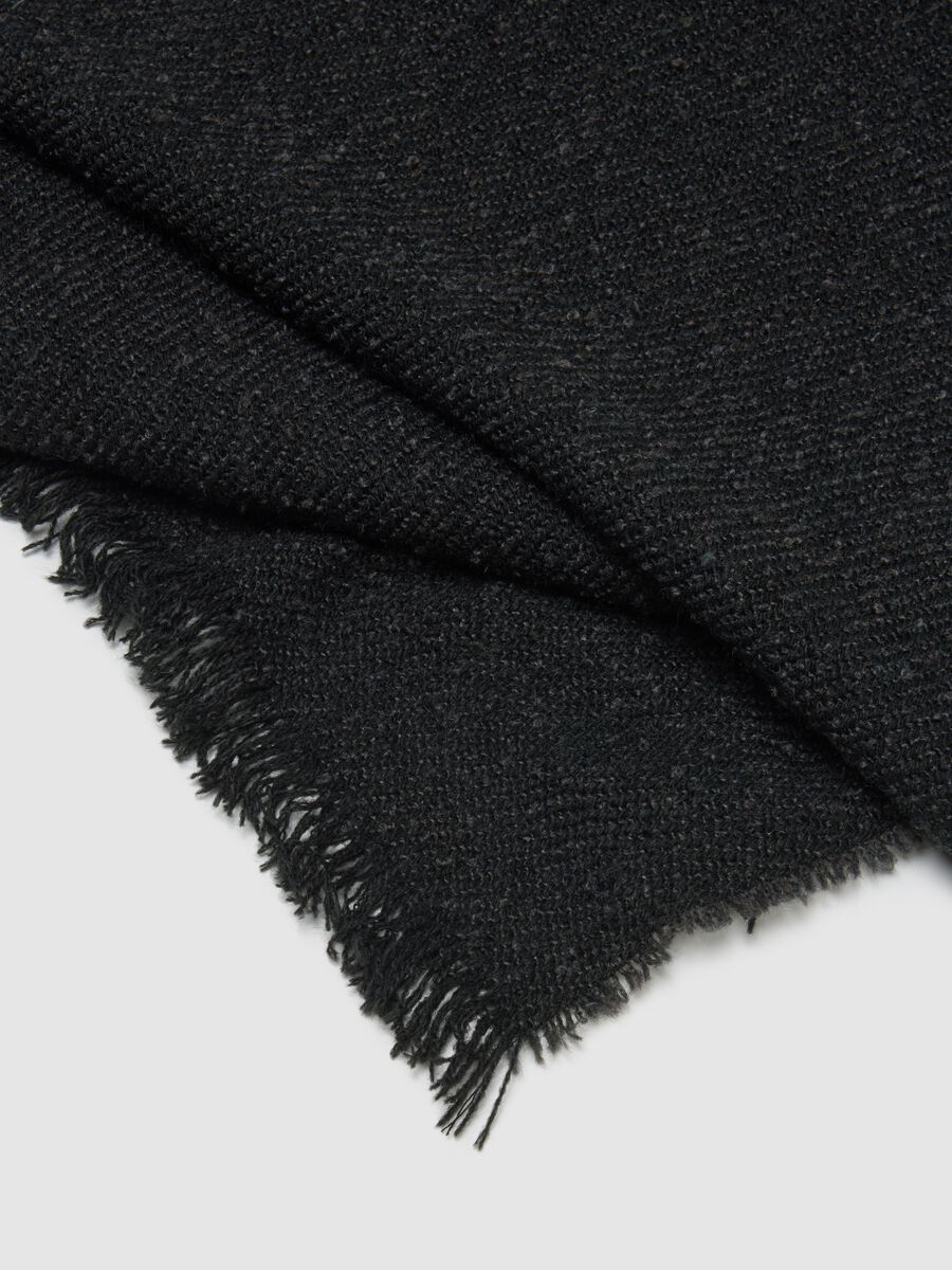 Black Woven Scarf_2