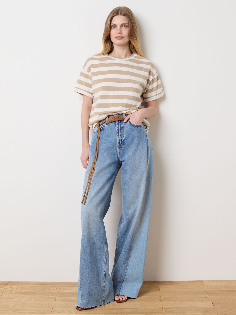 T-shirt with white and beige lurex stripes_2