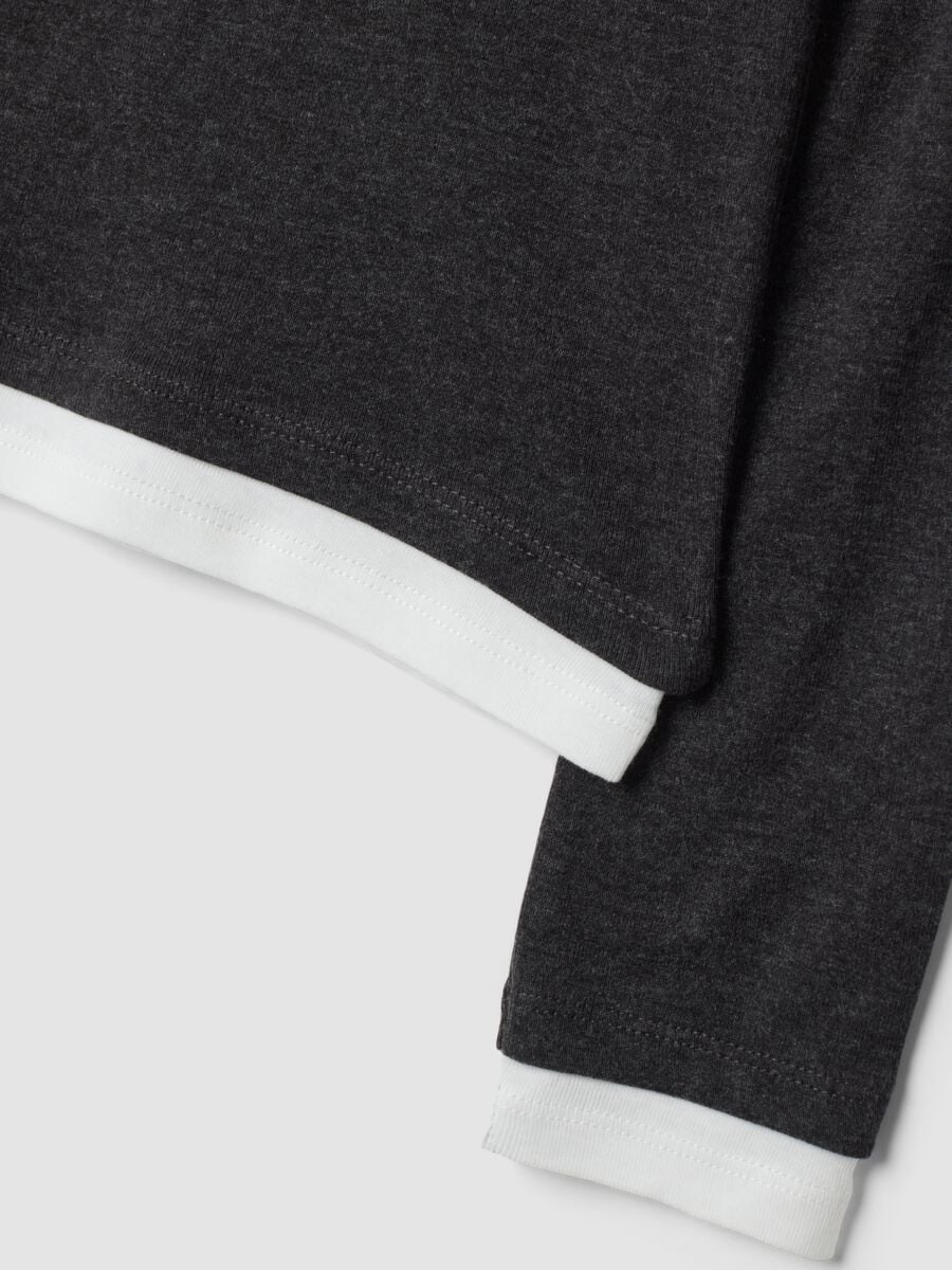 T-shirt grigia in misto cotone con girocollo_6