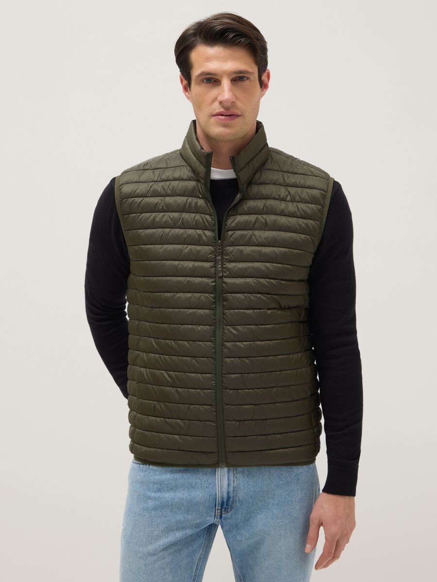 Lightweight green regular fit vest without hood_0