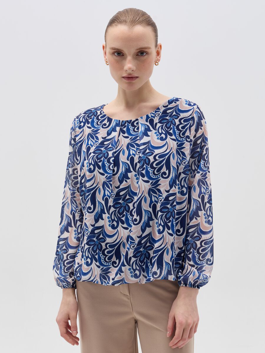 Blouse with long sleeves and pattern_0