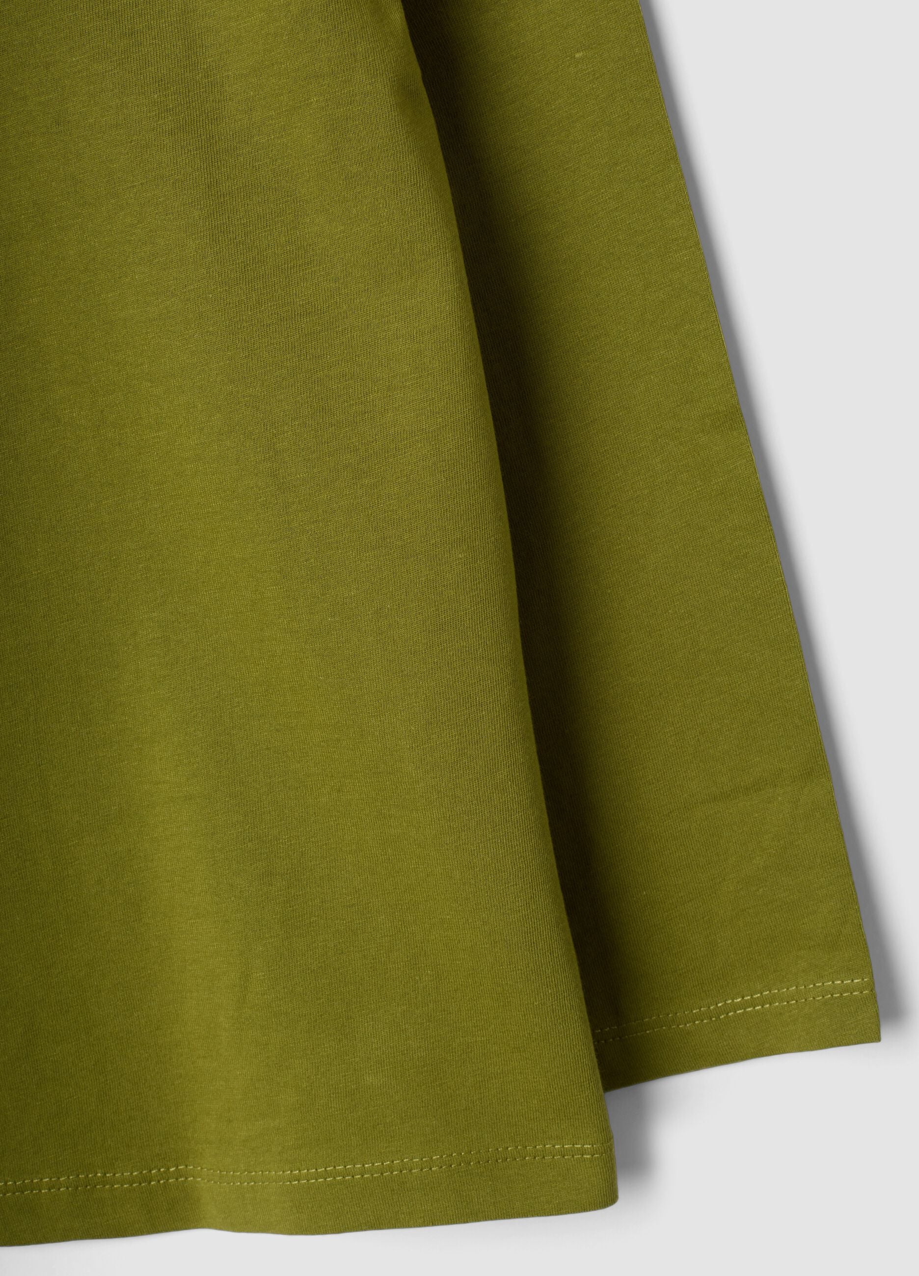 Green long-sleeve organic cotton T-shirt