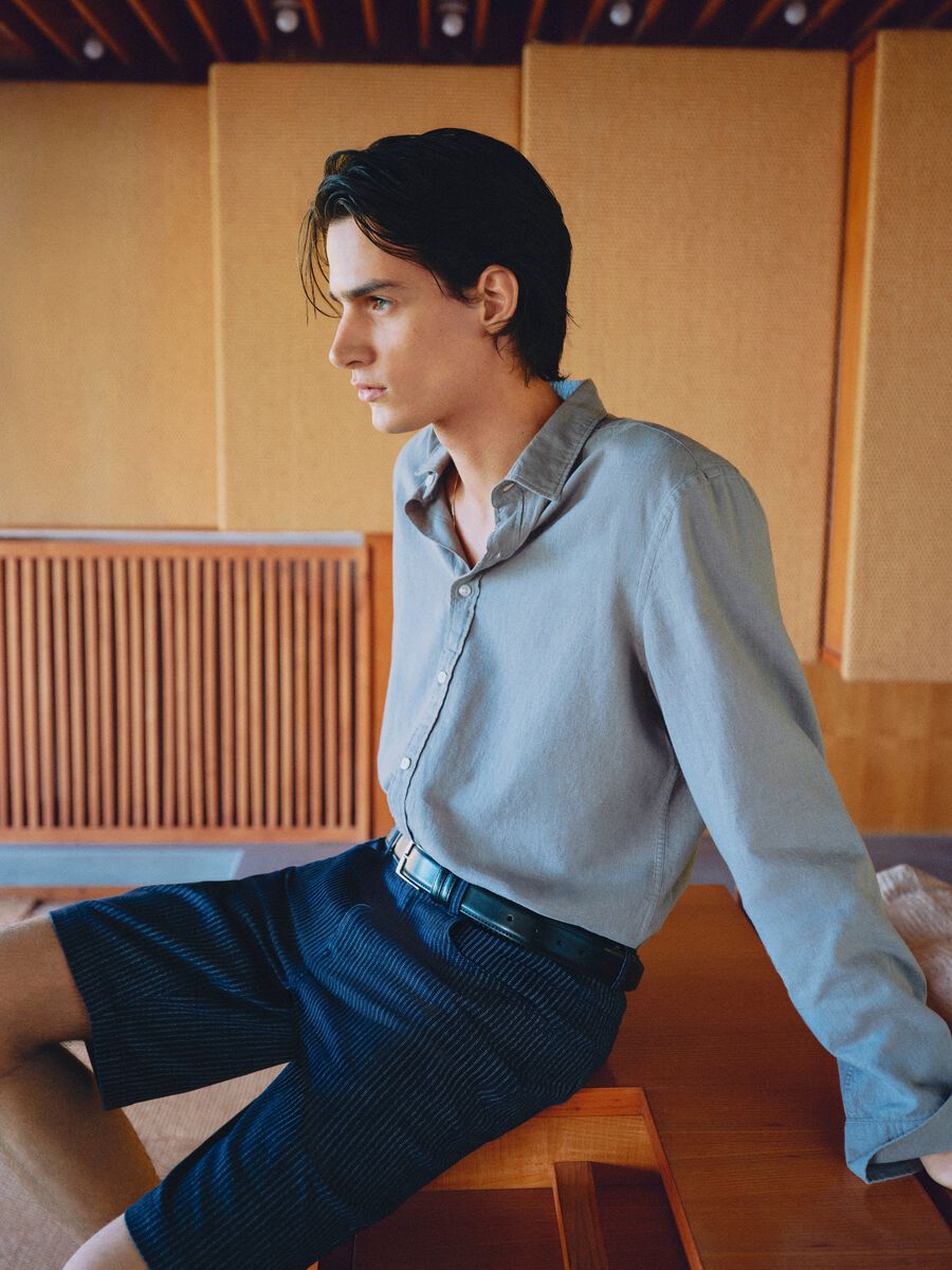 Camicia azzurra in misto lino e cotone regular fit_0