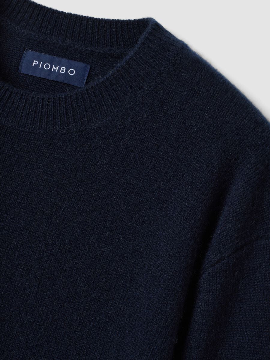 Maglia blu in puro cashmere a girocollo regular fit_1