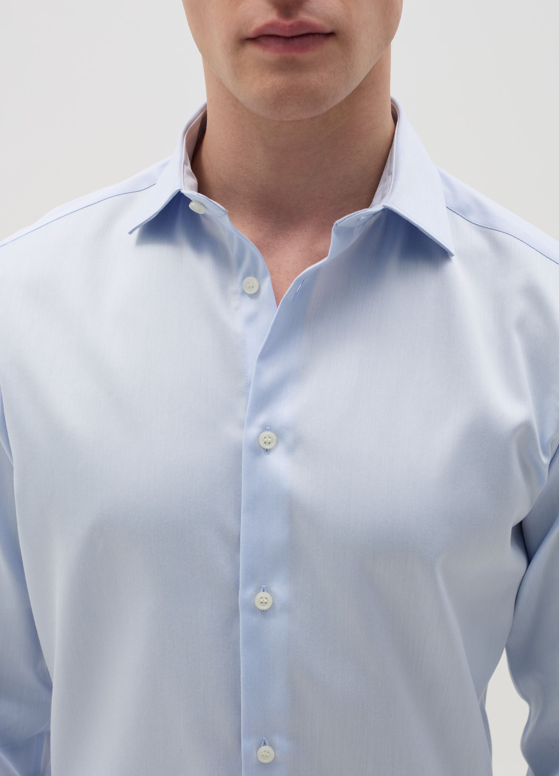 Slim-fit easy-iron shirt