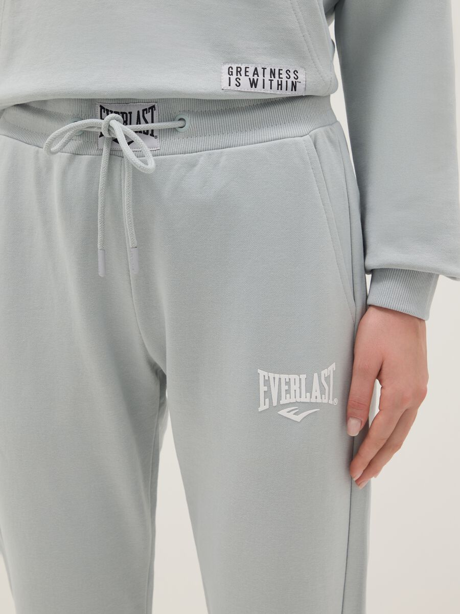 Grey cotton blend regular fit trousers with Everlast logo_3