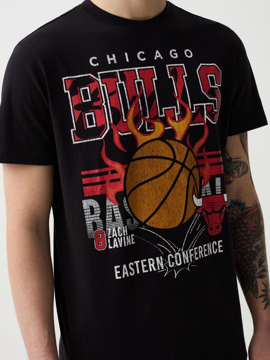 T-shirt con stampa NBA Chicago Bulls_1